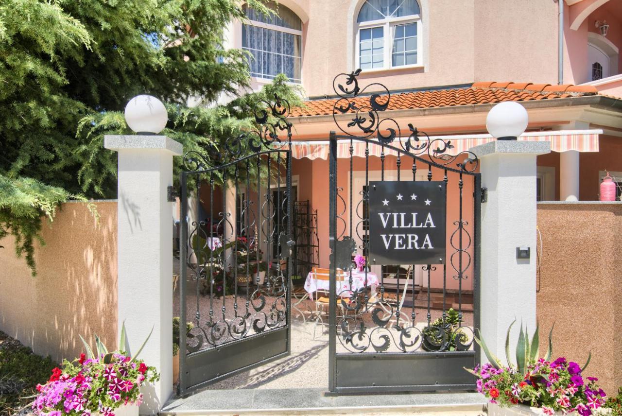 Hotel Villa Vera Fažana Eksteriør bilde