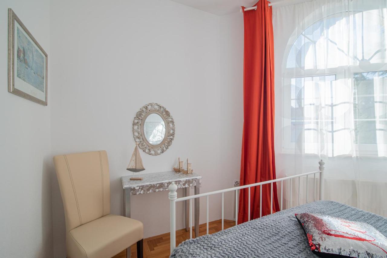 Hotel Villa Vera Fažana Eksteriør bilde